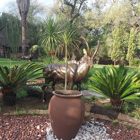 Lalamanzi River Lodge Vanderbijlpark Exterior photo